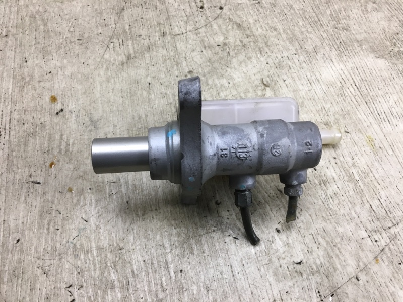 Главный тормозной цилиндр NISSAN NV200 USA 13- M20XUS 2.0 MR20DE