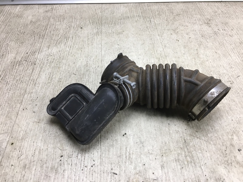 Патрубок воздушного фильтра NV200 USA 13- 2020 M20XUS 2.0 MR20DE