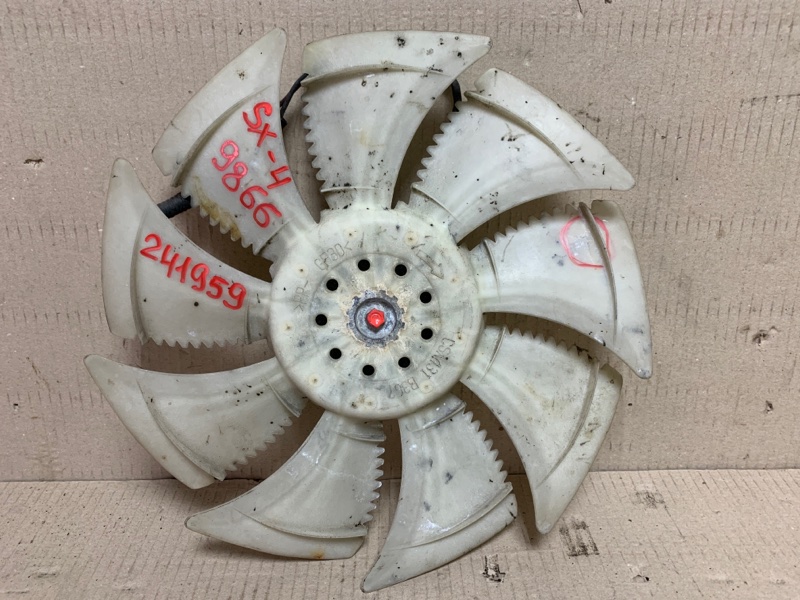 Запчасть вентилятор радиатора кондиционера SUZUKI SX4 06-13 2008 Седан 2.0 J20A 95362-79J02 Б/У Вентилятор радиатора кондиционера SUZUKI SX4 06-13 2008 Седан 2.0 J20A 95362-79J02 Б/У