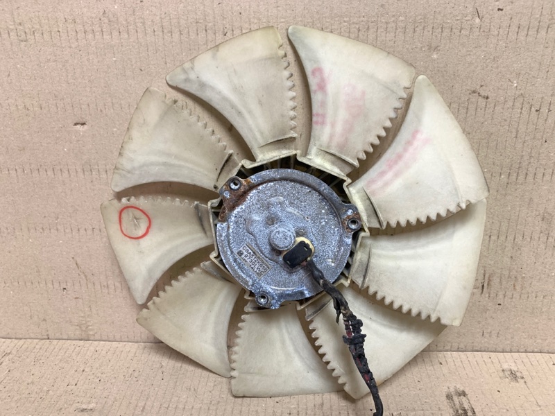 Вентилятор радиатора кондиционера SX4 06-13 2008 Седан 2.0 J20A Вентилятор радиатора кондиционера SX4 06-13 2008 Седан 2.0 J20A