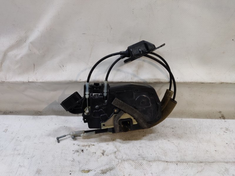 Замок двери передний правый INFINITI M35/M45 04-10 Замок двери передний правый INFINITI M35/M45 04-10