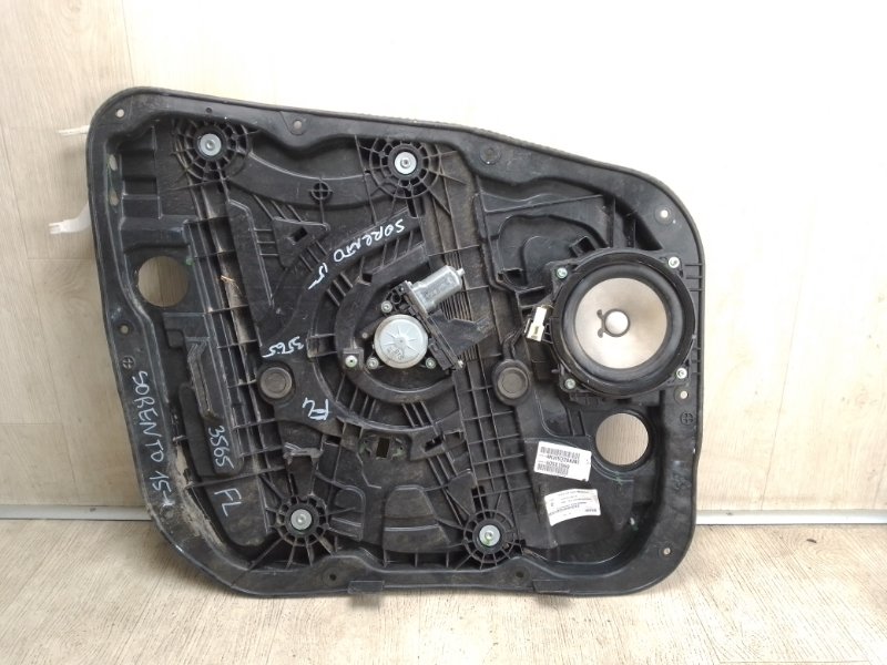 Стеклоподъемник передний левый KIA SORENTO UM 14- 2015 UM 2.4 G4KJ 82471-C6000 Б/У