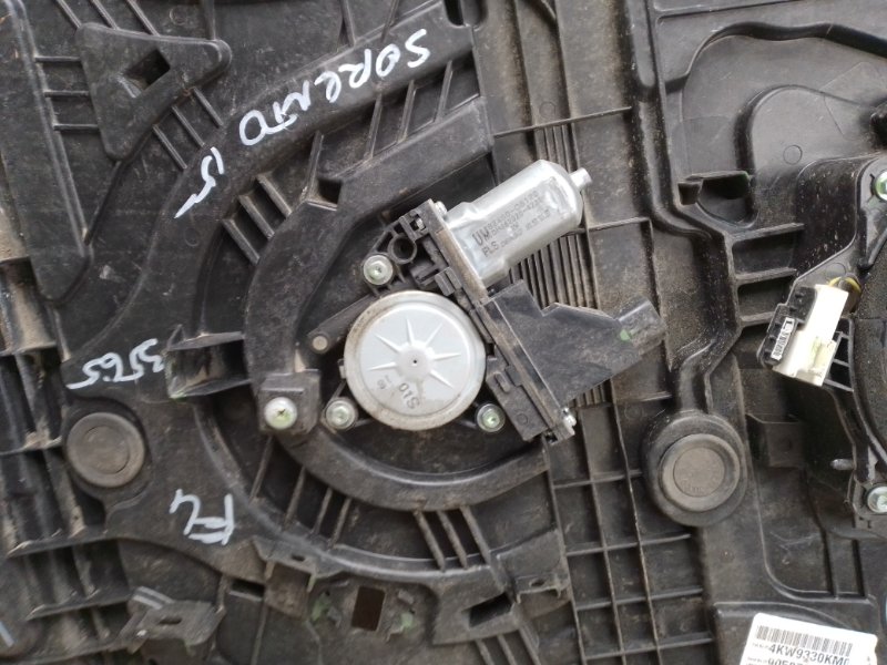 Стеклоподъемник передний левый KIA SORENTO UM 14- UM 2.4 G4KJ