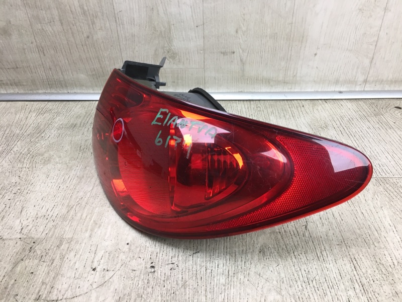 Фонарь наружный задний правый HYUNDAI ELANTRA HD 06-11 HD 2.0 G4GC