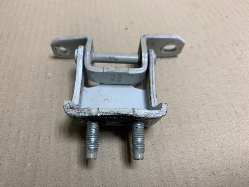 Петля двери верхняя задняя левая SUZUKI SX4 06-13 Седан 2.0 J20A Петля двери верхняя задняя левая SUZUKI SX4 06-13 Седан 2.0 J20A