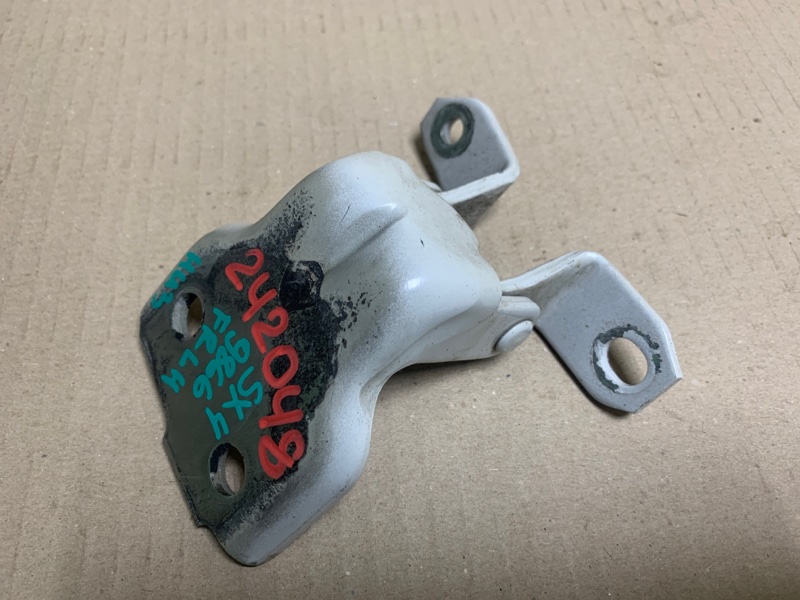 Петля двери нижняя передняя левая SX4 06-13 2008 Седан 2.0 J20A