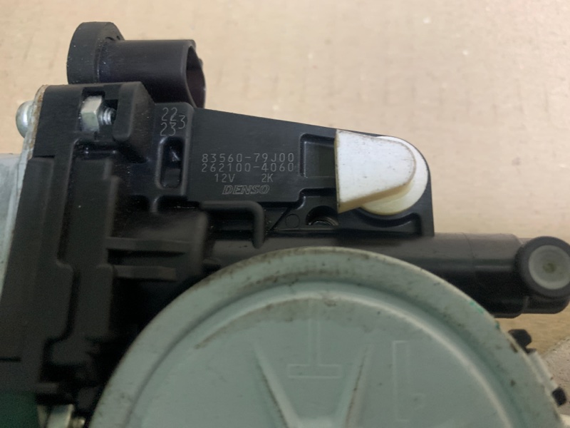 Стеклоподъемник задний левый SUZUKI SX4 06-13 Седан 2.0 J20A Стеклоподъемник задний левый SUZUKI SX4 06-13 Седан 2.0 J20A