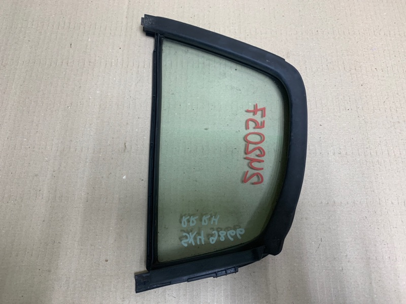 Стекло двери глухое заднее правое SX4 06-13 2008 Седан 2.0 J20A