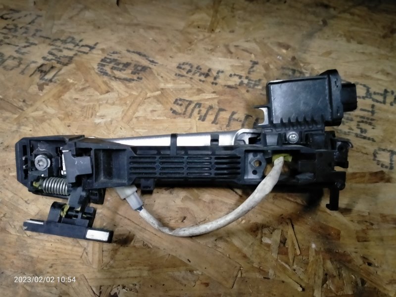 Ручка двери наружная задняя правая GS350 GS300 05-11