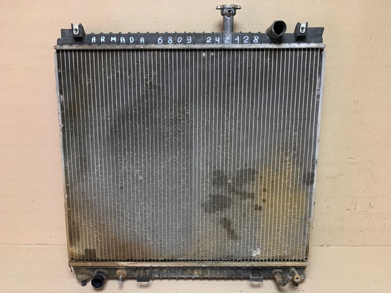 Радиатор основной INFINITI QX56 / TITAN / ARMADA 04-16 2006 Внедорожник VK56DE 21460-ZC00A Б/У