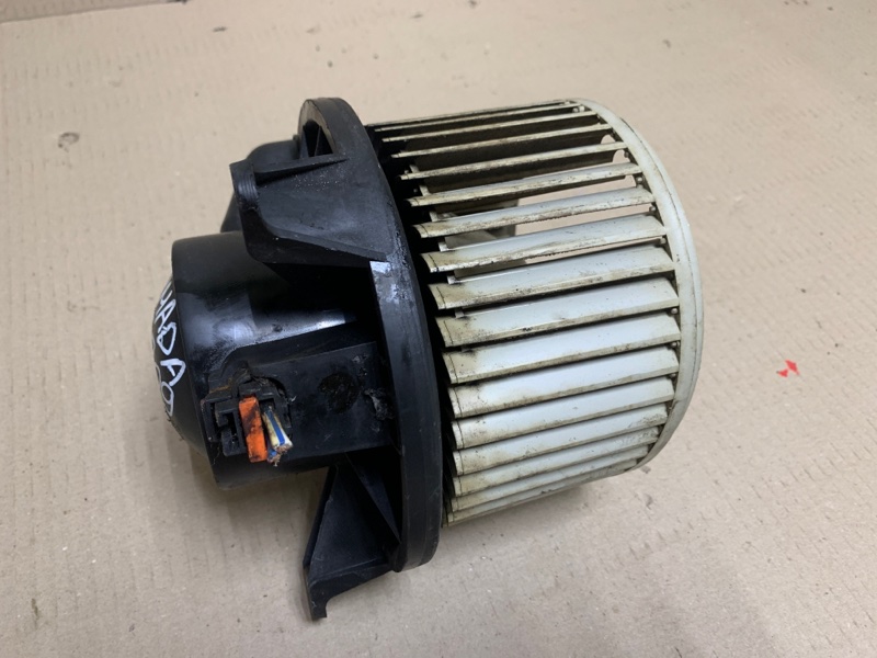 Моторчик печки передний INFINITI QX56 / TITAN / ARMADA 04-16 Внедорожник VK56DE Моторчик печки передний INFINITI QX56 / TITAN / ARMADA 04-16 Внедорожник VK56DE