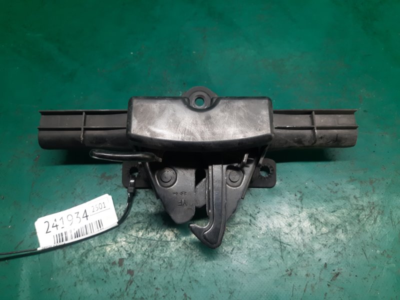 Запчасть замок капота HYUNDAI SONATA YF 10-14 2013 Седан 2.4 G4KK 81130-4R000 Б/У Замок капота HYUNDAI SONATA YF 10-14 2013 Седан 2.4 G4KK 81130-4R000 Б/У