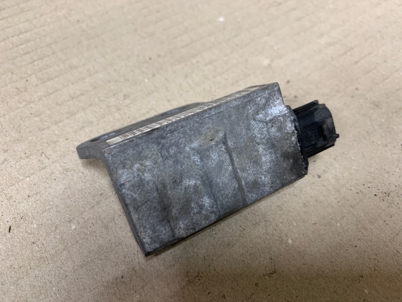 Датчик удара передний INFINITI QX56 / TITAN / ARMADA 04-16 Внедорожник VK56DE