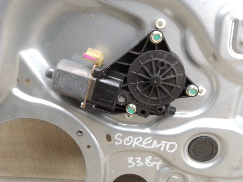 Стеклоподъемник задний правый KIA SORENTO XM 09-14 XM 2.4 G4KE Стеклоподъемник задний правый KIA SORENTO XM 09-14 XM 2.4 G4KE