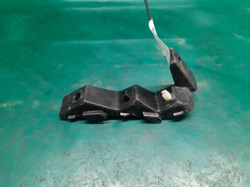 Кронштейн переднего бампера (на крыле) левый KIA SOUL PS 13-19 PS 1.6