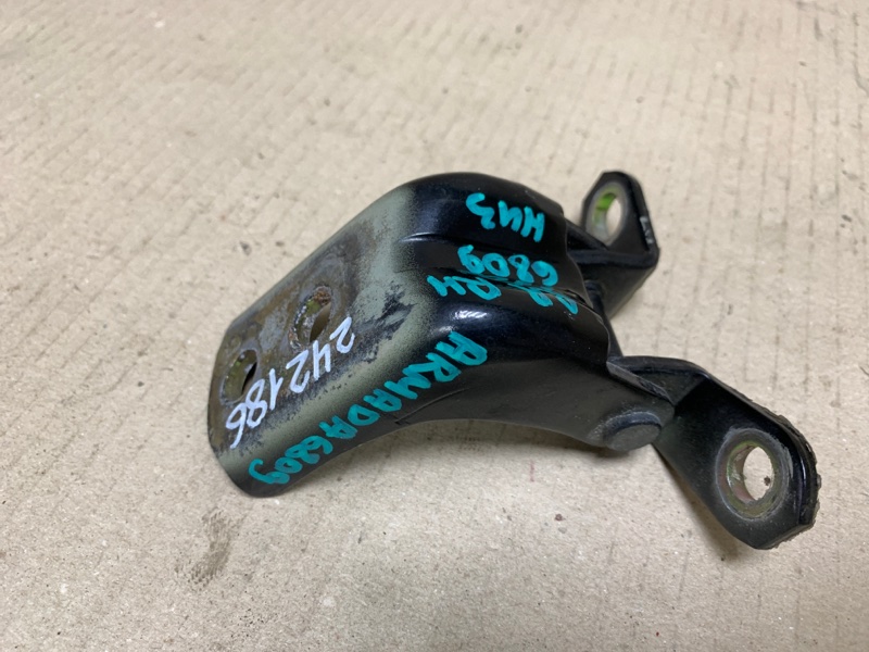 Петля двери нижняя задняя правая QX56 / TITAN / ARMADA 04-16 2006 Внедорожник VK56DE