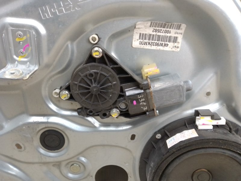 Стеклоподъемник задний левый KIA SORENTO XM 09-14 XM 2.4 G4KE Стеклоподъемник задний левый KIA SORENTO XM 09-14 XM 2.4 G4KE