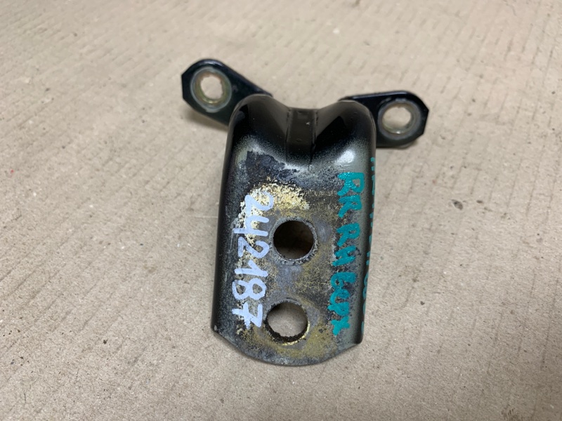 Запчасть петля двери верхняя задняя правая INFINITI QX56 / TITAN / ARMADA 04-16 2006 Внедорожник VK56DE 82400-7S000 Б/У Петля двери верхняя задняя правая INFINITI QX56 / TITAN / ARMADA 04-16 2006 Внедорожник VK56DE 82400-7S000 Б/У