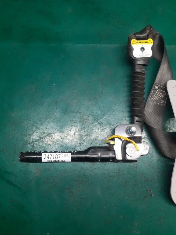 Ремень безопасности правый SONATA YF 10-14 2013 Седан 2.4 G4KK Ремень безопасности правый SONATA YF 10-14 2013 Седан 2.4 G4KK