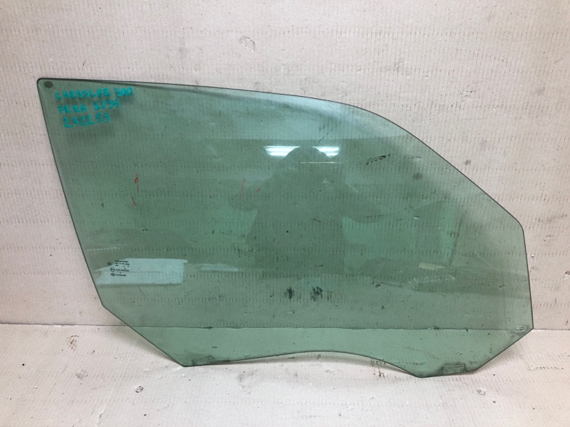 Стекло двери переднее правое CHRYSLER 300 04-10 2008 Седан 3.5 EGG 5065486AD Б/У