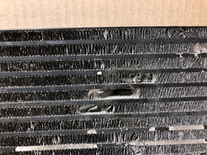 Радиатор кондиционера 300 04-10 2008 Седан 3.5 EGG