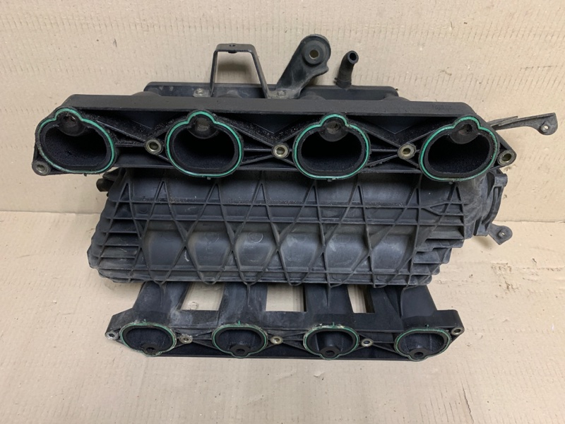 Коллектор впускной QX56 / TITAN / ARMADA 04-16 2006 Внедорожник VK56DE Коллектор впускной QX56 / TITAN / ARMADA 04-16 2006 Внедорожник VK56DE