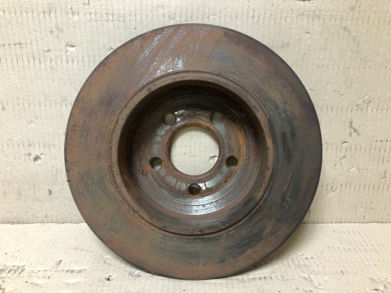 Тормозной диск задний 300 04-10 2008 Седан 3.5 EGG