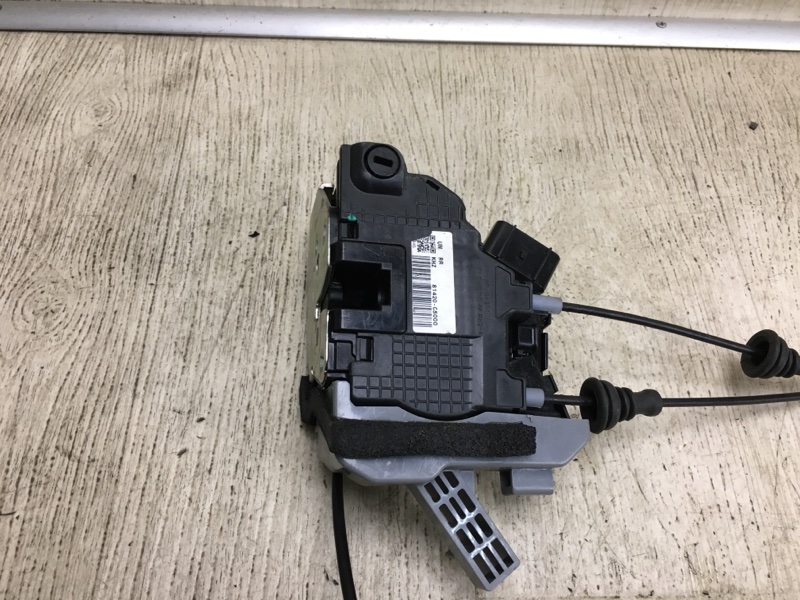 Замок двери задний правый SORENTO UM 14- 2015 UM 2.4 G4KJ Замок двери задний правый SORENTO UM 14- 2015 UM 2.4 G4KJ