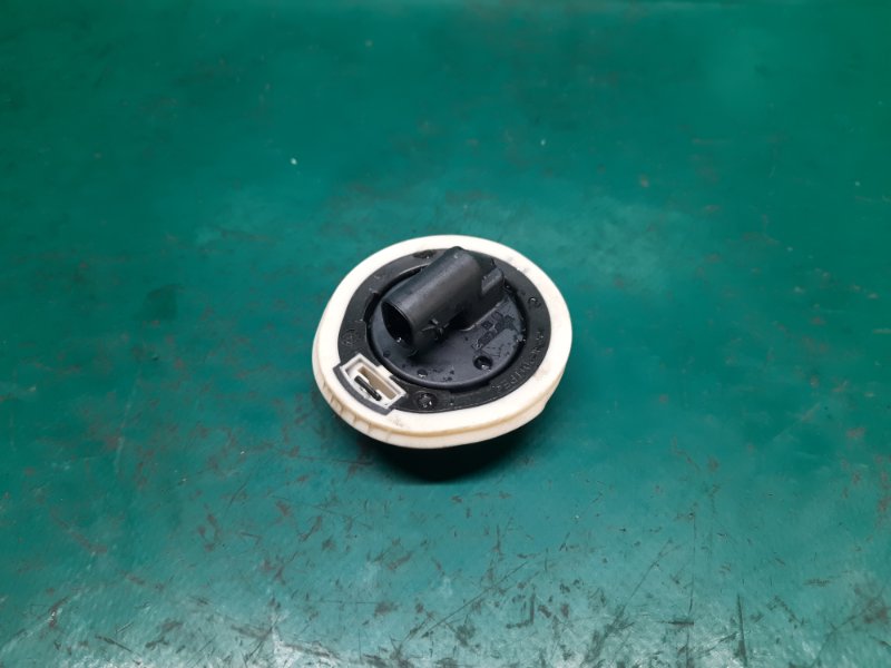 Датчик удара передний левый VOLKSWAGEN PASSAT B8 14- 2016 Седан 1.8 CPRA 561 959 354 Б/У