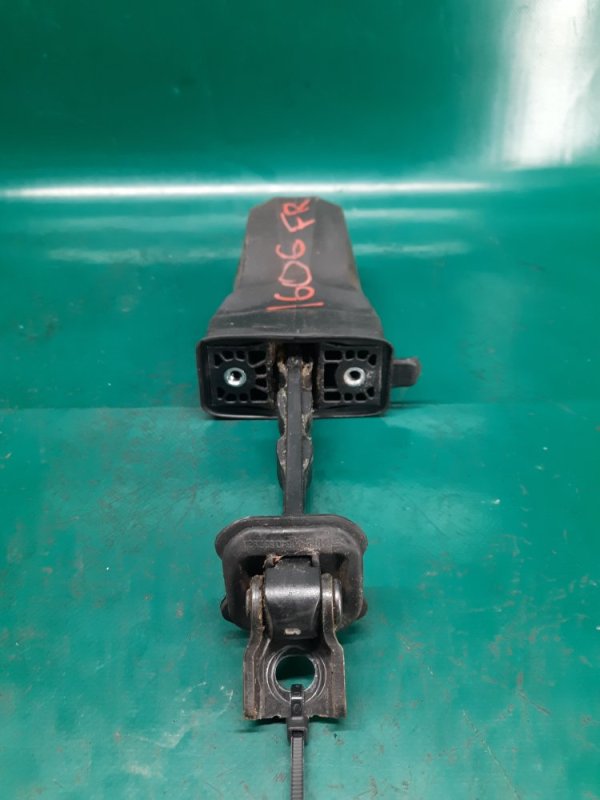 Ограничитель двери передний VOLKSWAGEN PASSAT B8 14- Седан 1.8 CPRA