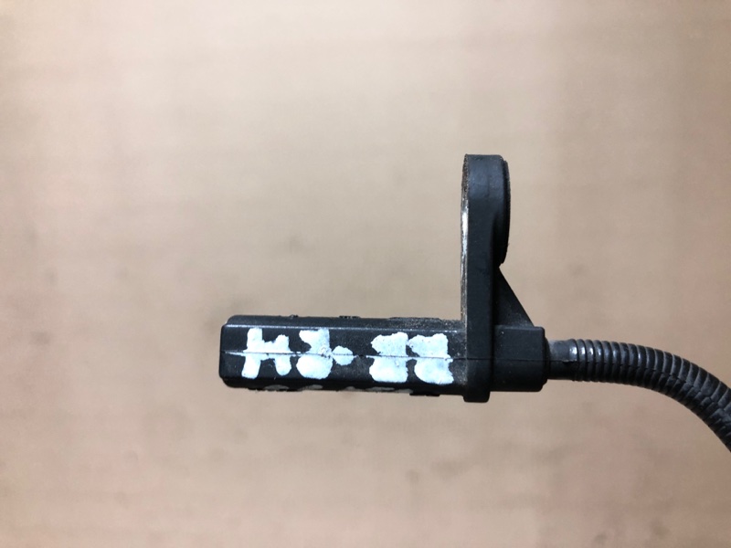 Датчик ABS задний правый 300 04-10 2008 Седан 3.5 EGG