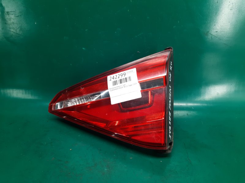 Фонарь внутренний правый VOLKSWAGEN PASSAT B8 14- Седан 1.8 CPRA