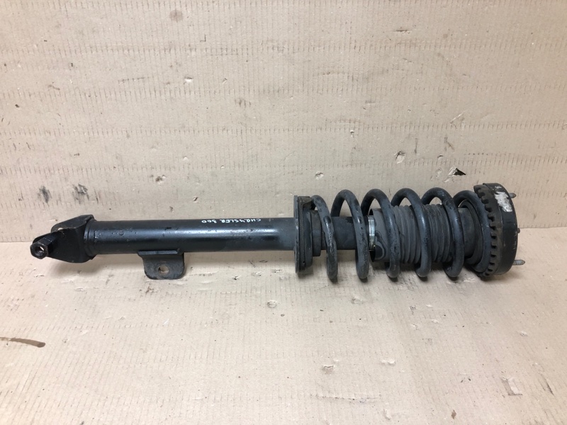 Амортизатор передний правый CHRYSLER 300 04-10 2008 Седан 3.5 EGG 4782733AD Б/У