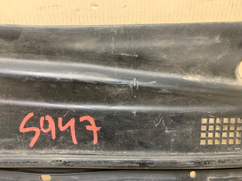 Пластик под лобовое стекло / Жабо MDX (YD1) 00-06 2002 Внедорожник 3.5