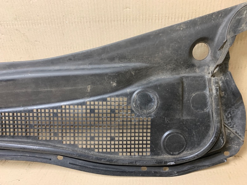 Пластик под лобовое стекло / Жабо MDX (YD1) 00-06 2002 Внедорожник 3.5