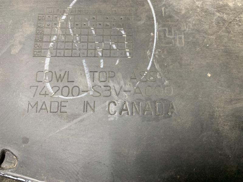 Пластик под лобовое стекло / Жабо MDX (YD1) 00-06 2002 Внедорожник 3.5