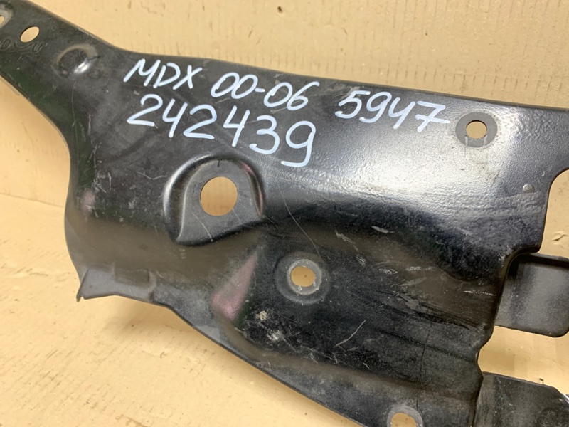 Накладка замка капота MDX (YD1) 00-06 2002 Внедорожник 3.5