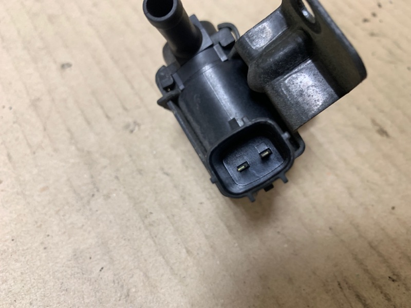 Клапан электромагнитный (вакуумный) MDX (YD1) 00-06 2002 Внедорожник 3.5