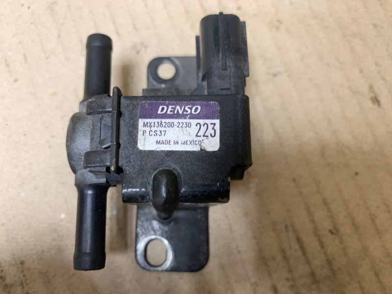 Клапан электромагнитный (вакуумный) MDX (YD1) 00-06 2002 Внедорожник 3.5