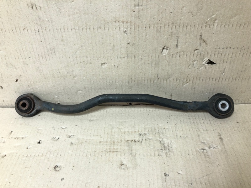 Рычаг задней подвески поперечный левый 300 04-10 2008 Седан 3.5 EGG
