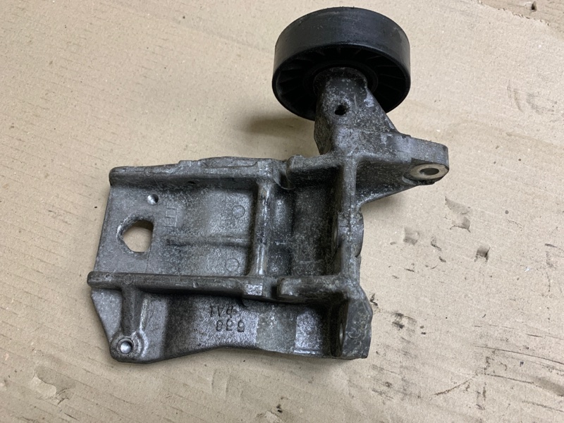 Кронштейн компрессора кондиционера TRIBECA B9 05-07 2006 Внедорожник 3.0 EZ30 Кронштейн компрессора кондиционера TRIBECA B9 05-07 2006 Внедорожник 3.0 EZ30