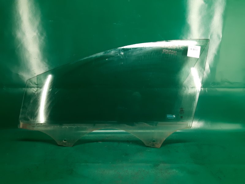 Стекло двери переднее левое FORD FOCUS 10-18 2014 Седан 2.0 XQDA CV6Z-5821411-A Б/У