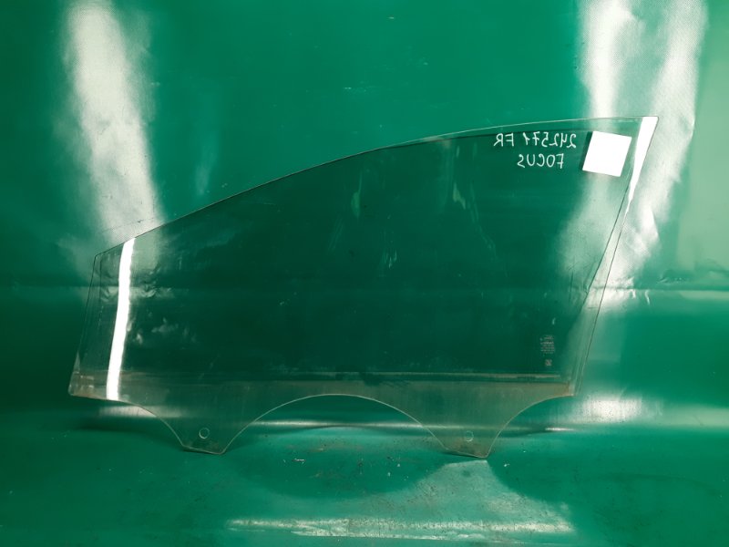 Стекло двери переднее правое FOCUS 10-18 2014 Седан 2.0 XQDA Стекло двери переднее правое FOCUS 10-18 2014 Седан 2.0 XQDA