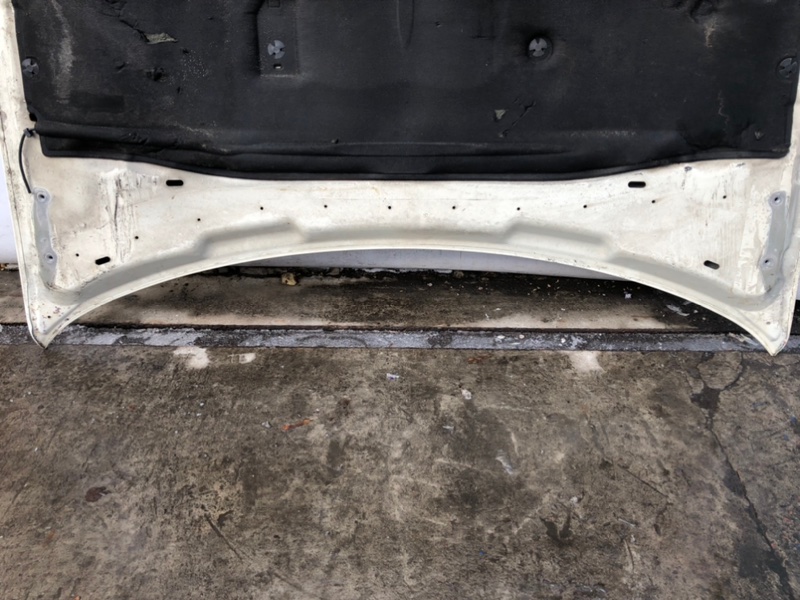 Капот 300 04-10 2008 Седан 3.5 EGG