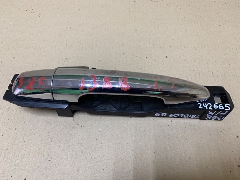 Ручка двери наружная передняя правая SUBARU TRIBECA B9 05-07 2006 Внедорожник 3.0 EZ30 61160XA01A Б/У