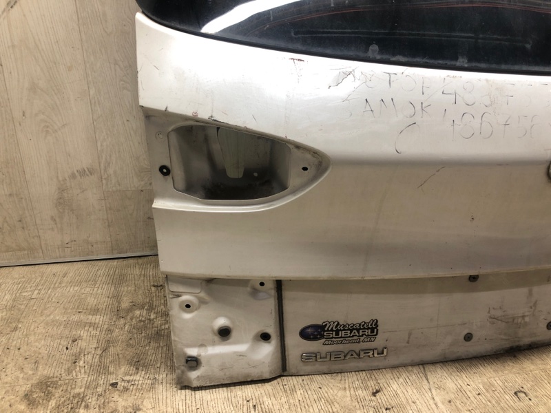 Крышка багажника TRIBECA B9 05-07