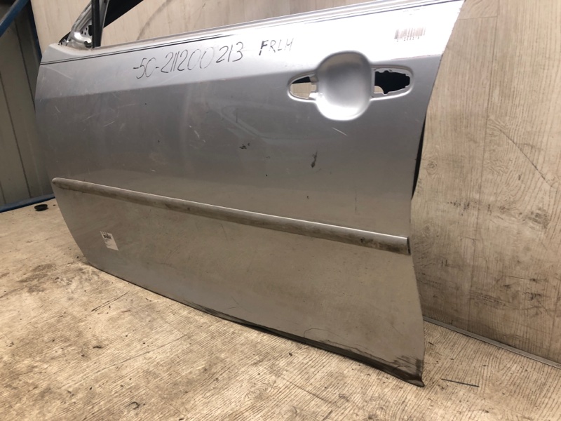 Дверь передняя левая CAMRY 50 12-15 Дверь передняя левая CAMRY 50 12-15