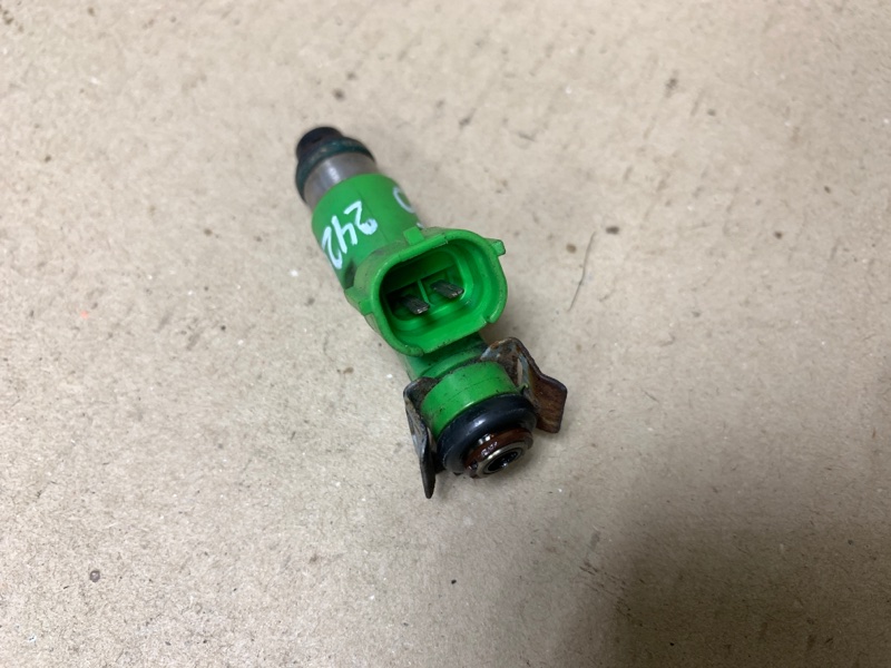 Форсунка топливная INFINITI G25/G35/G37/Q40 06-14 Седан 3.5 VQ35HR