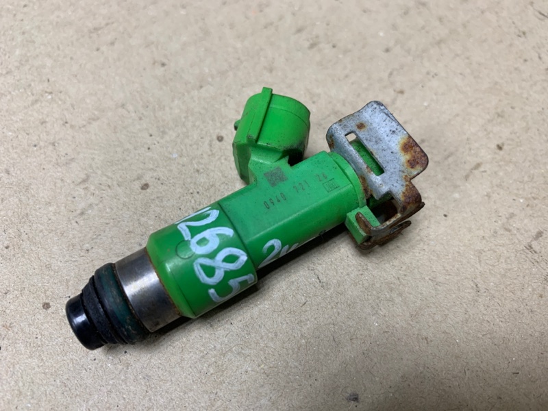 Форсунка топливная G25/G35/G37/Q40 06-14 2008 Седан 3.5 VQ35HR