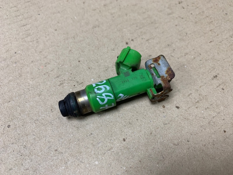 Запчасть форсунка топливная INFINITI G25/G35/G37/Q40 06-14 2008 Седан 3.5 VQ35HR 16600-JK20A Б/У Форсунка топливная INFINITI G25/G35/G37/Q40 06-14 2008 Седан 3.5 VQ35HR 16600-JK20A Б/У